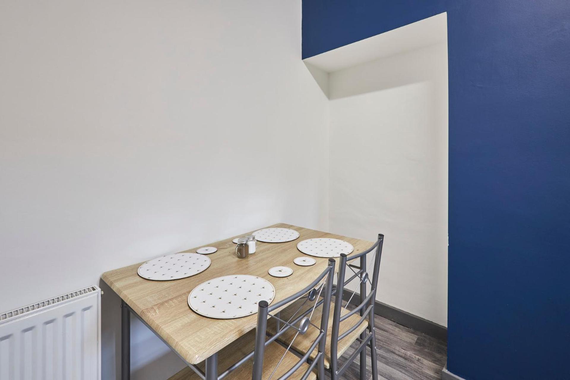 Host & Stay - Clarendon Apartments Редкар Номер фото
